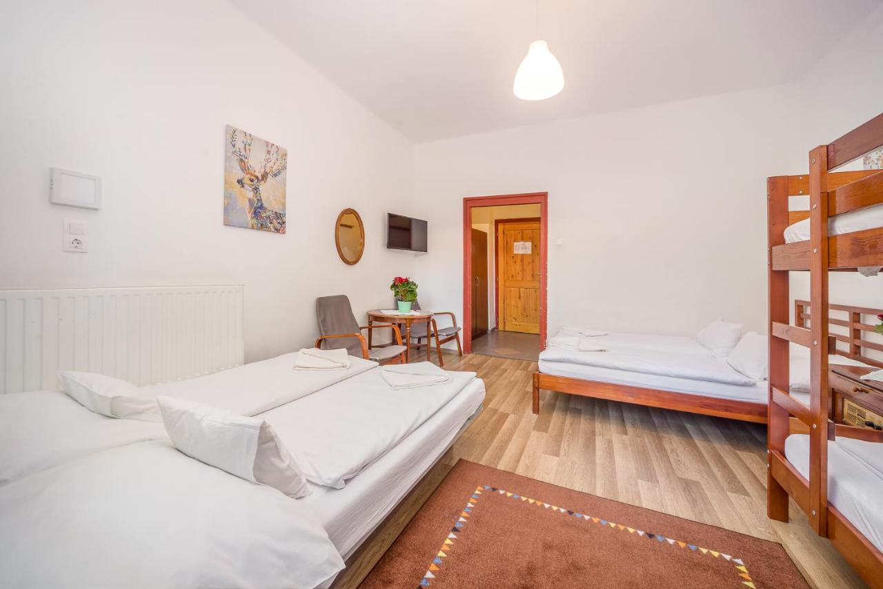 Lipicai Hotel Es Etterem Szilvásvárad Zewnętrze zdjęcie