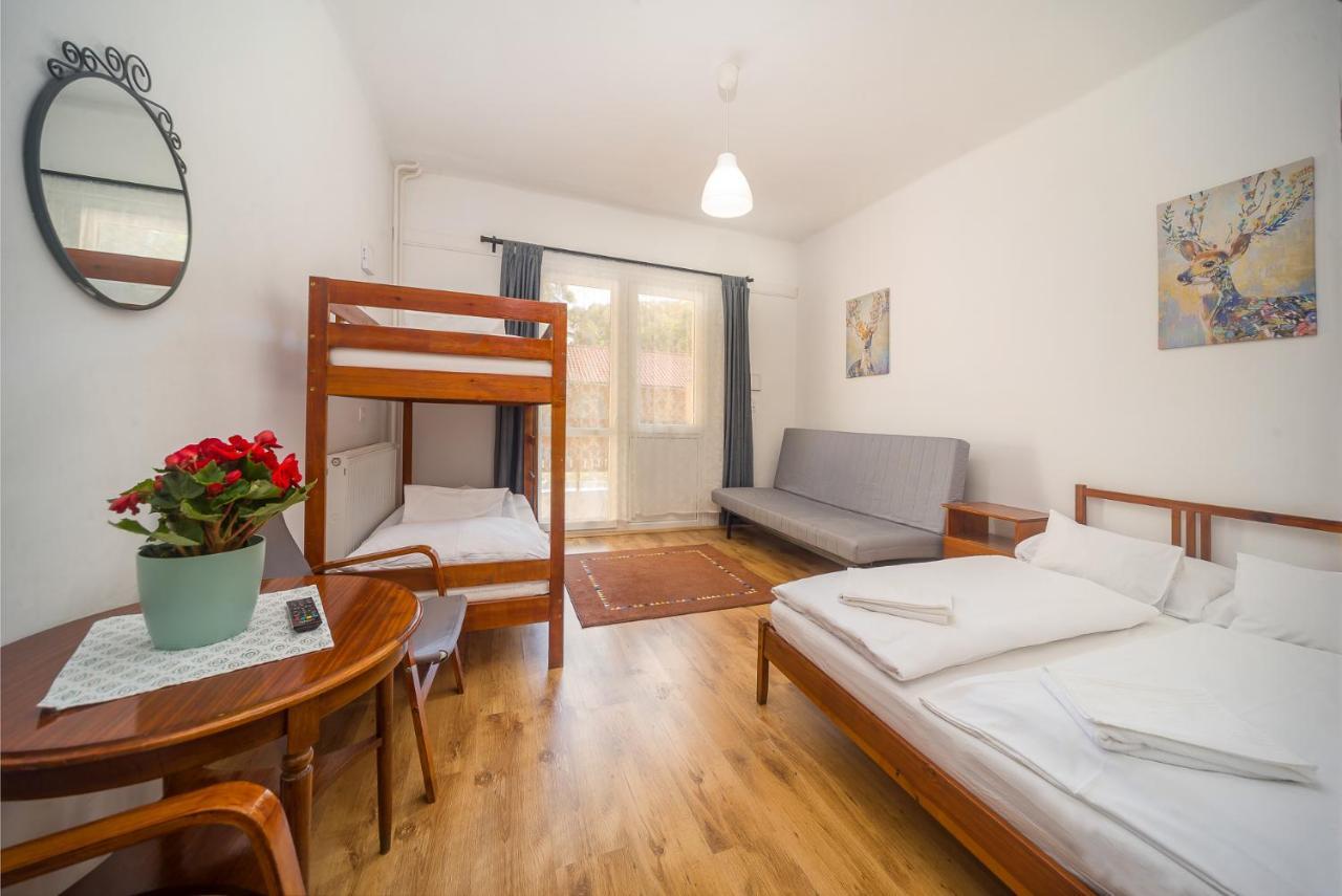 Lipicai Hotel Es Etterem Szilvásvárad Zewnętrze zdjęcie