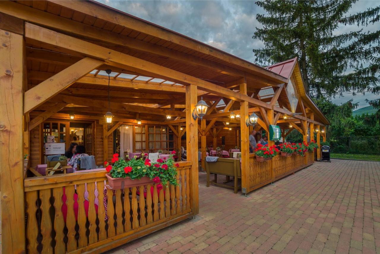 Lipicai Hotel Es Etterem Szilvásvárad Zewnętrze zdjęcie